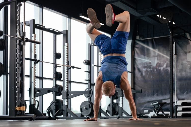 Bodyweight Shoulder Workouts for Strength and Definition